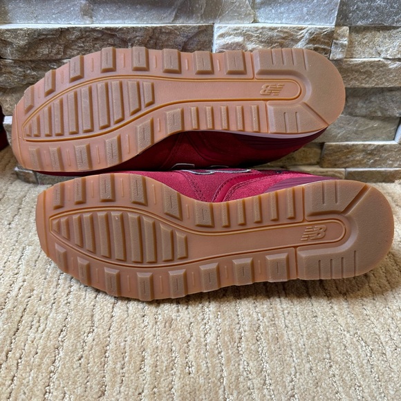 New Balance sneakers - Picture 5 of 6